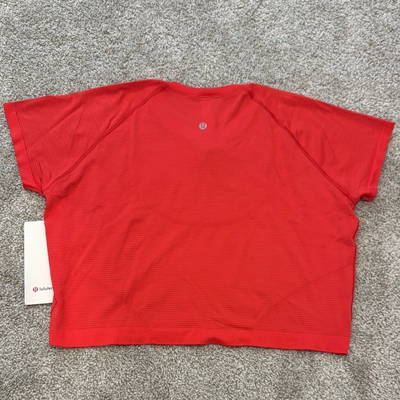 NWT- Lululemon Swiftly Tech Cropped Short-Sleeve Shirt 2.0 - Picture 5 of 5